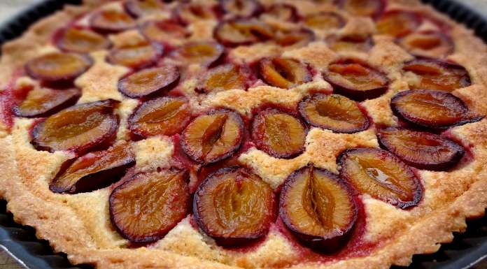 tarte noisettine aux quetsches