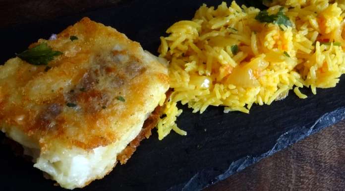 riz oriental et poisson frit