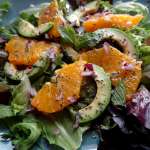 Salade d&rsquo;orange et avocat sauce au pavot