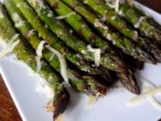 Asperges vertes au four (Jamie Oliver)