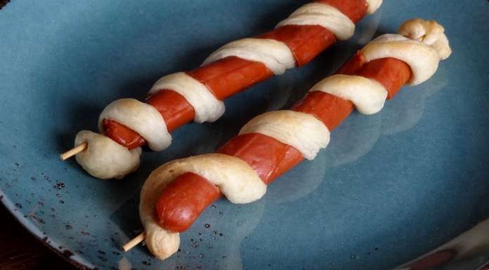 Brochettes de knacks feuilletés