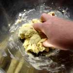 Fougasse au miel thym et chèvre 6
