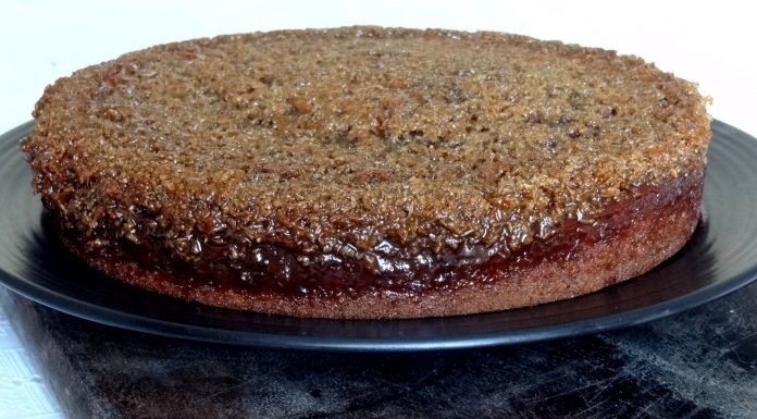 Gâteau aux dattes et noix de coco