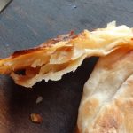 Pain feuilleté aux oignons 00