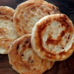 Pain feuilleté aux oignons