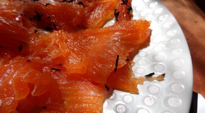 saumon fumé au miel façon gravlax