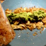 miettes de pita croustillantes à l&rsquo;avocat 8