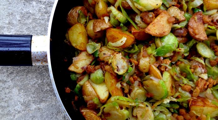 poêlée de tempeh fumé aux légumes