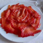 Gravlax fumé à la betterave
