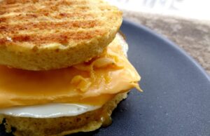 Petit pain keto (prêt en 3 minutes !)