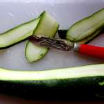 Salade de courgettes menthe feta et pignons 1