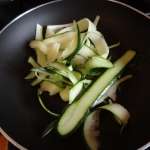 Salade de courgettes menthe feta et pignons 3