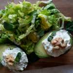 Avocat farci aux roquefort et noix