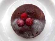 Mugcake keto chocolat framboises