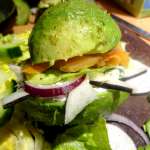 Burger d&rsquo;avocat au saumon fumé 8