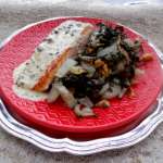 Saumon sauce crème à la truffe et blettes aux noix