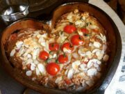 Clafoutis keto aux bleu noix tomates