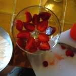 Chantilly à la grenadine et fraises 3