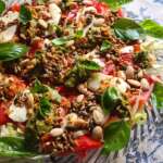 Salade aux graines sauce avocat 0