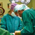 surgery-gcdcf2317c_1920