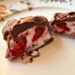 Bouchées glacées fraises chocolat