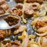 Oeufs aux saucisses épicées 0007