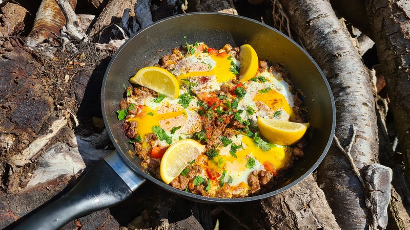 recettes irakiennes poêlée d'agneau aux oeufs